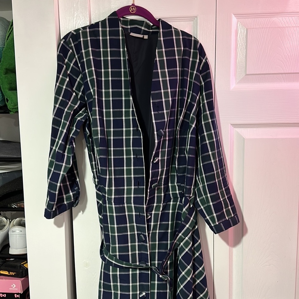 Blue/green plaid A line cotton button up belted dress w pockets